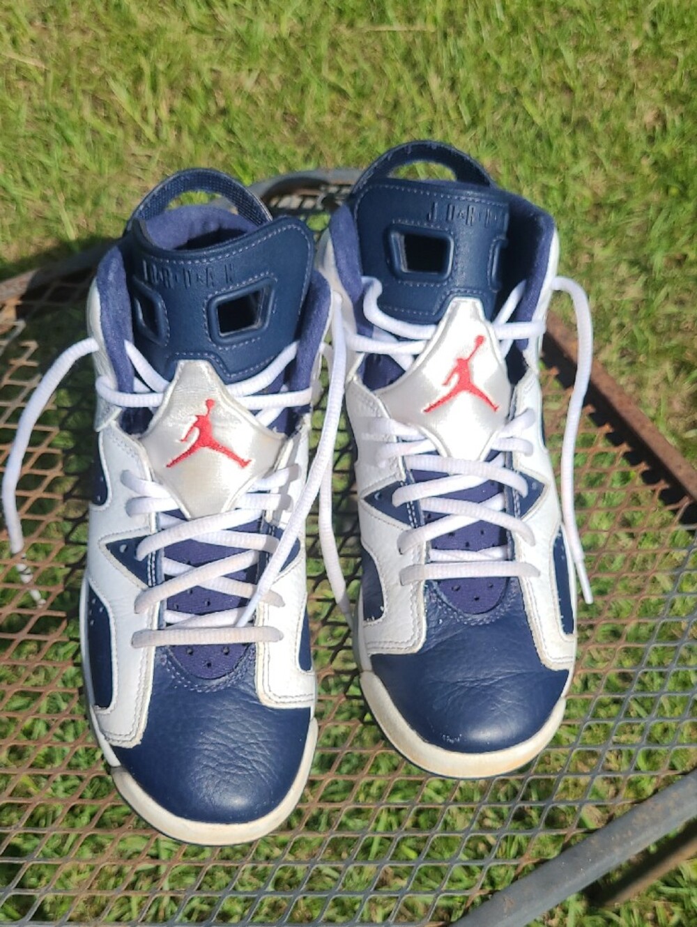 Air Jordan 6 Retro 2024 Olympic Kids Size 5.5y - Picture 3 of 12